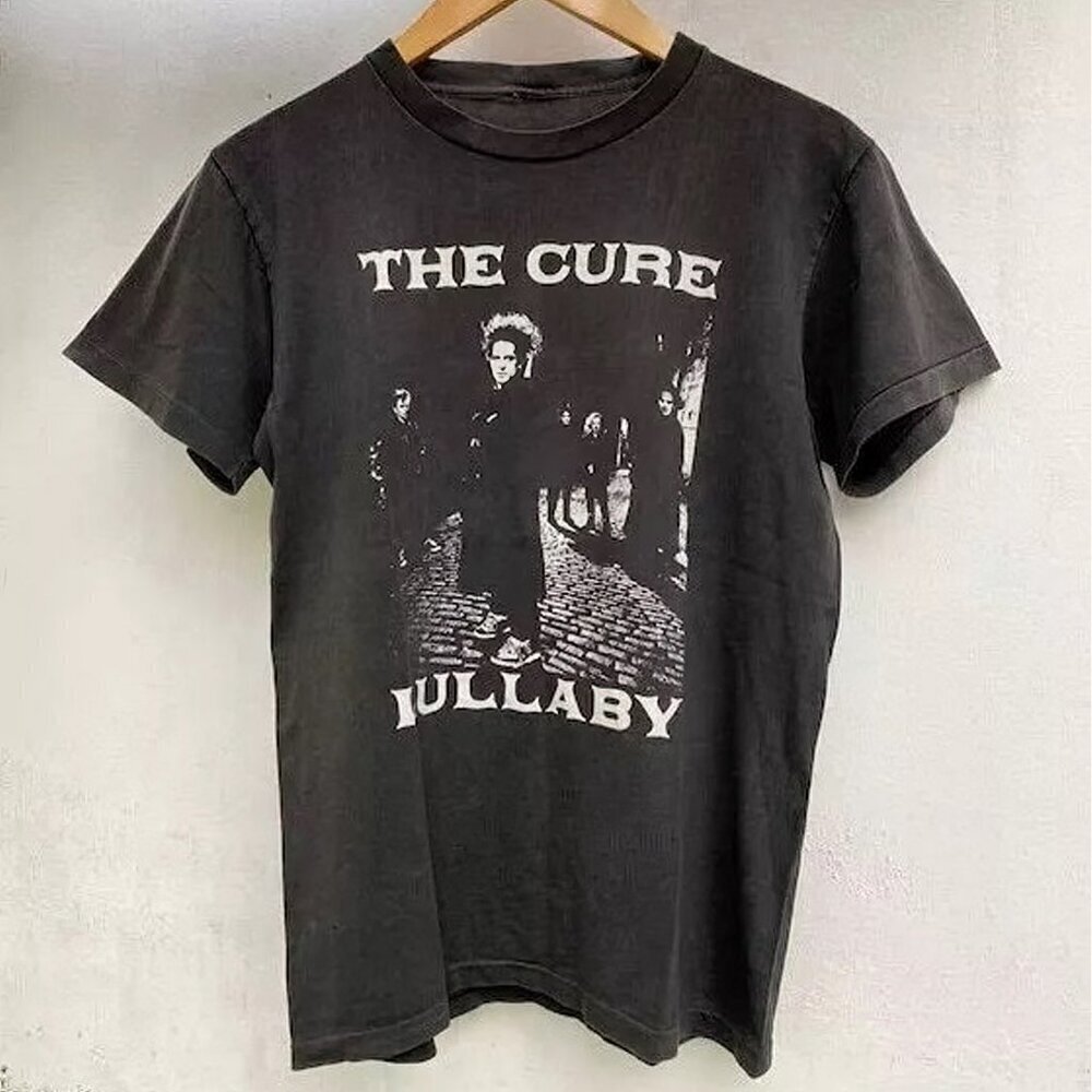 The Cure Lullaby Song Retro 9s Black Music Fan Graphic Art Gift Unisex T-Shirt